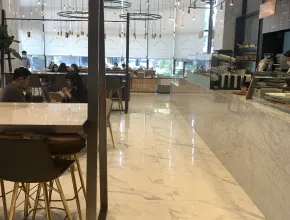 르 푸르 도르 백커리 & 카페